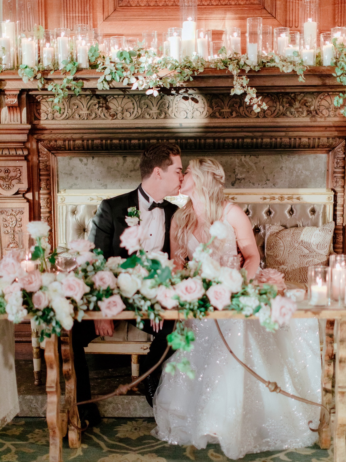 sweetheart table