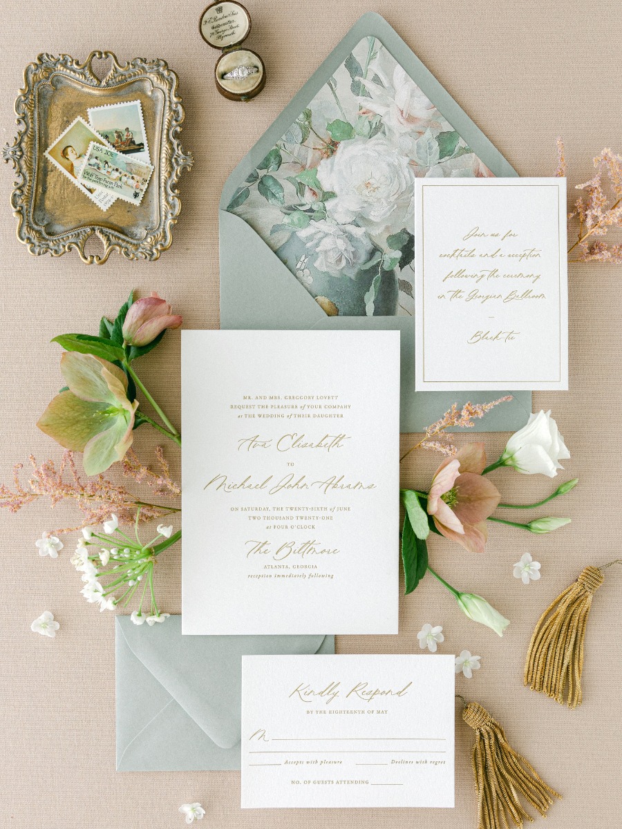 10 Wedding Invitation Suites That Will Guarantee You A Spot On Your Guests' Busy Calendars
