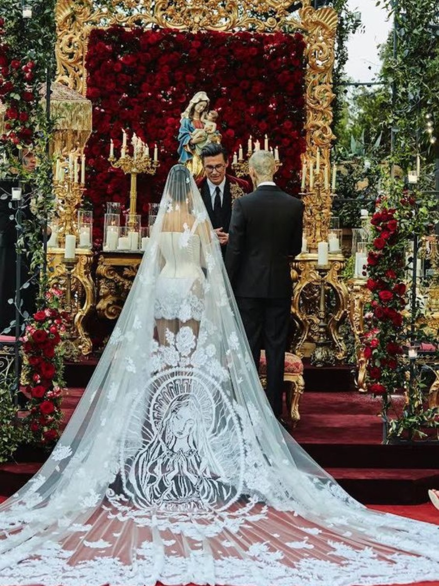 Let's Talk Kourtney Kardashian's Wedding Look And How To Get It For Under $1,000